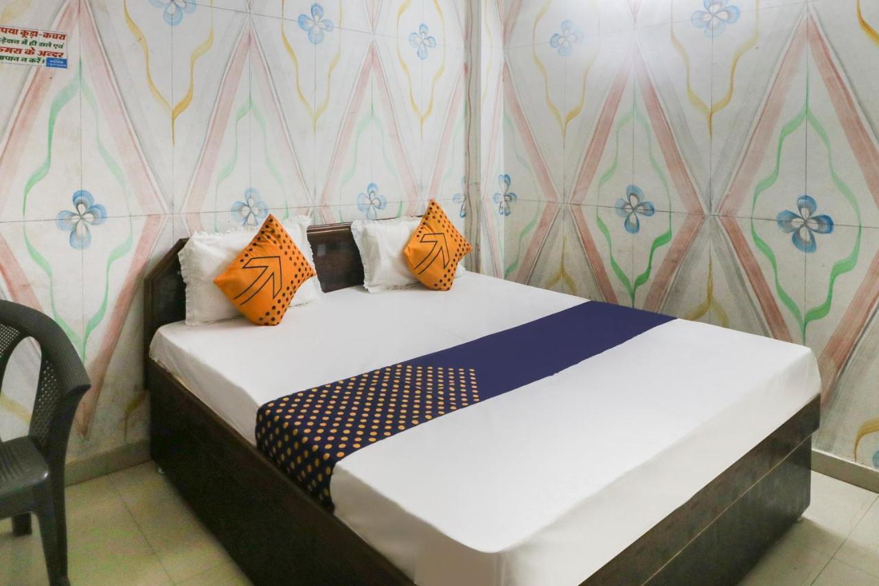 Spot On 67728 Ashish Guest House Jaunpur Extérieur photo