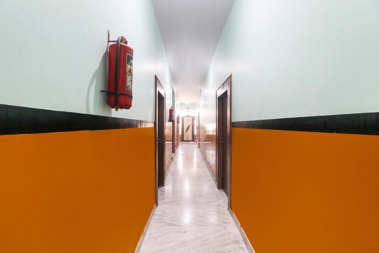 Spot On 67728 Ashish Guest House Jaunpur Extérieur photo