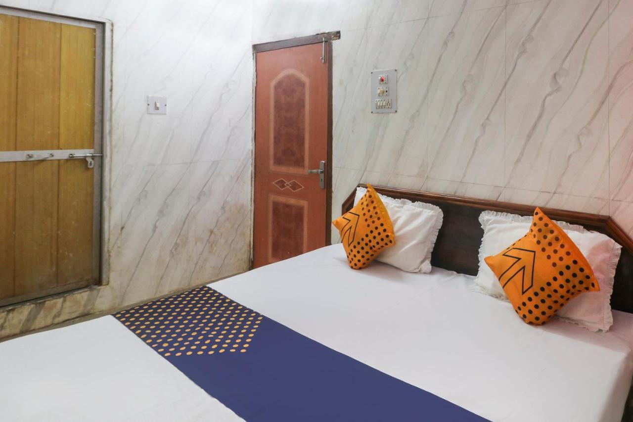 Spot On 67728 Ashish Guest House Jaunpur Extérieur photo